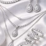 Biżuteria ze srebra – dlaczego warto ją wybrać i jak o nią dbać? Biżuteria ze srebra – dlaczego warto ją wybrać i jak o nią dbać?