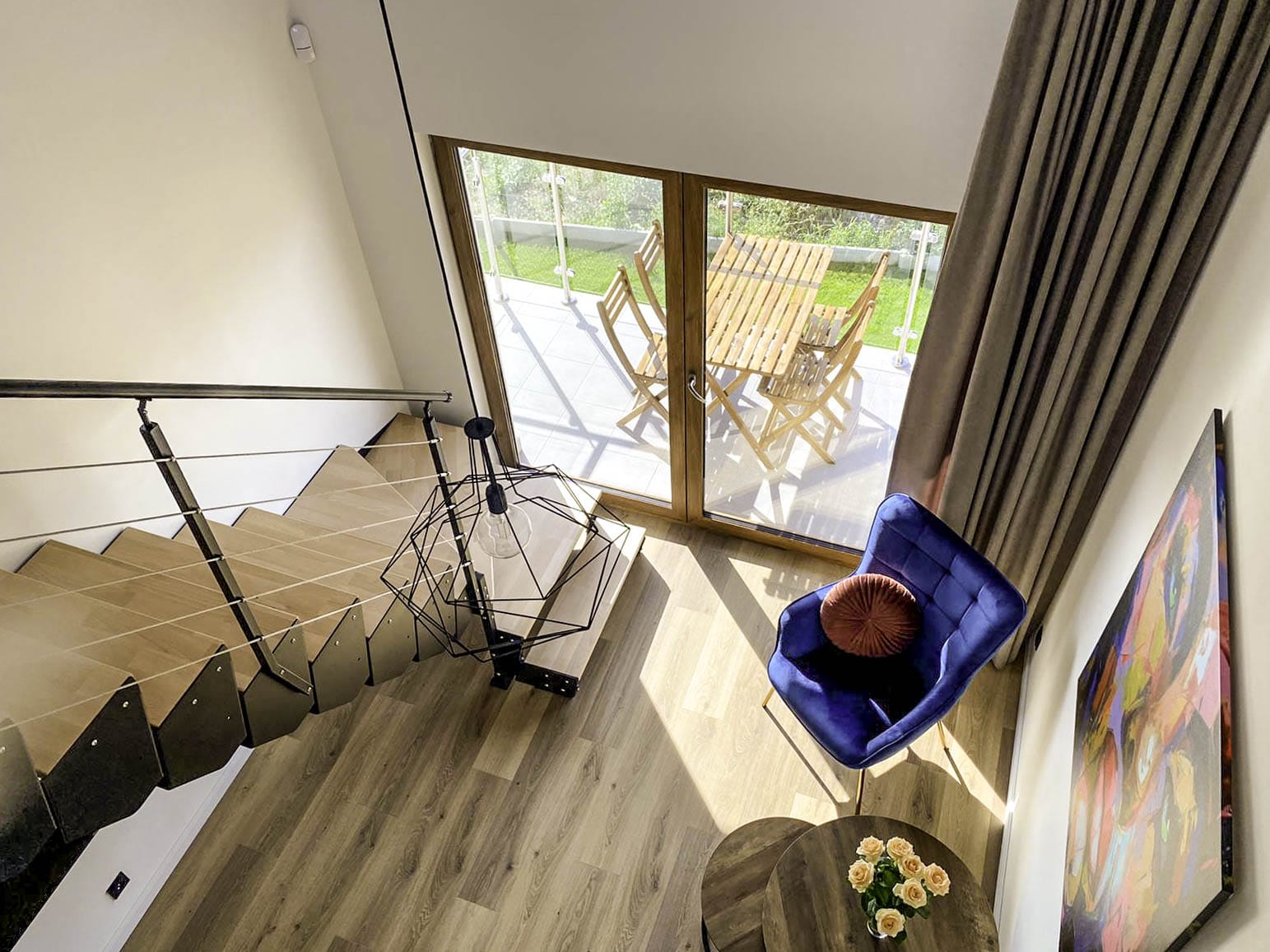 Szybki remont i nowoczesny design – dlaczego schody modułowe rewolucjonizują polskie wnętrza?