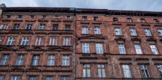 Adaptacja zabytków na cele użytkowe: procedury, zgody konserwatora i koszty inwestycji